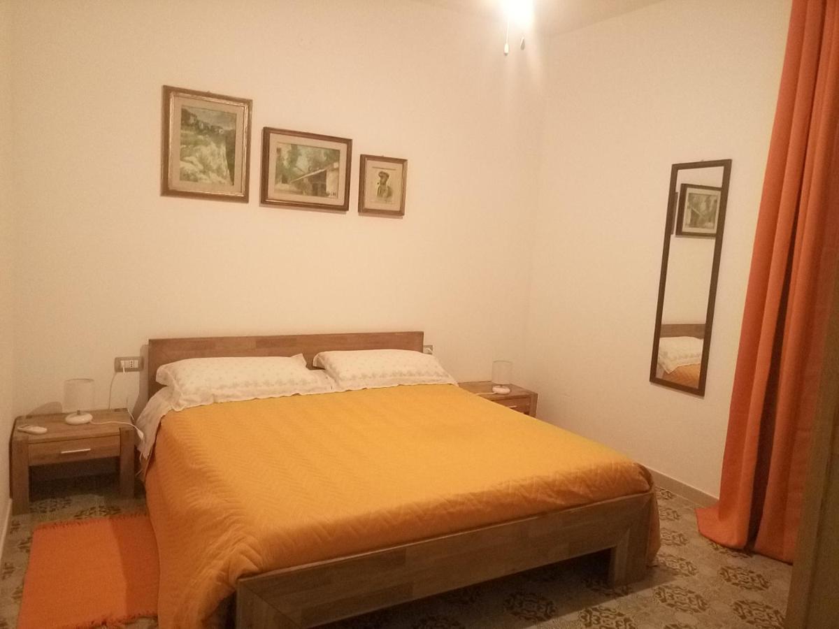I Tre Scalini Bed & Breakfast Stintino Eksteriør bilde