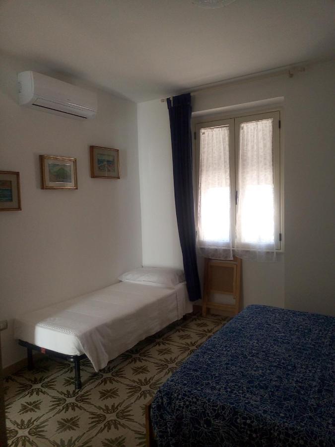 I Tre Scalini Bed & Breakfast Stintino Eksteriør bilde